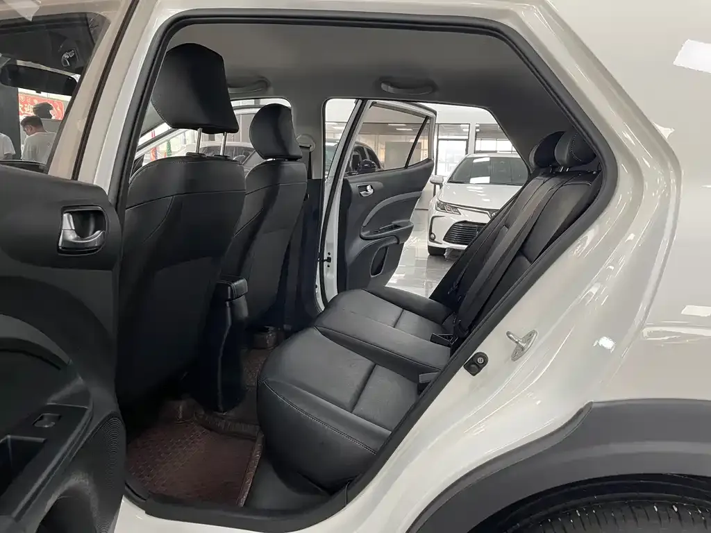 Kia KX1 2022 из CN, фото 5
