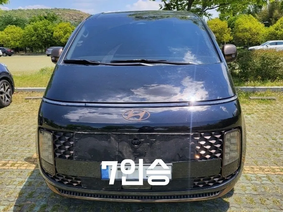 Hyundai Staria