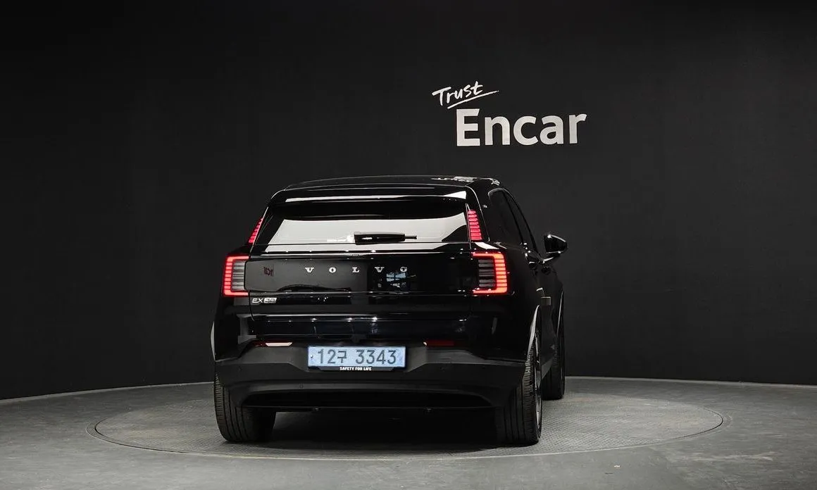 Volvo EX30 2025 из KR, фото 6
