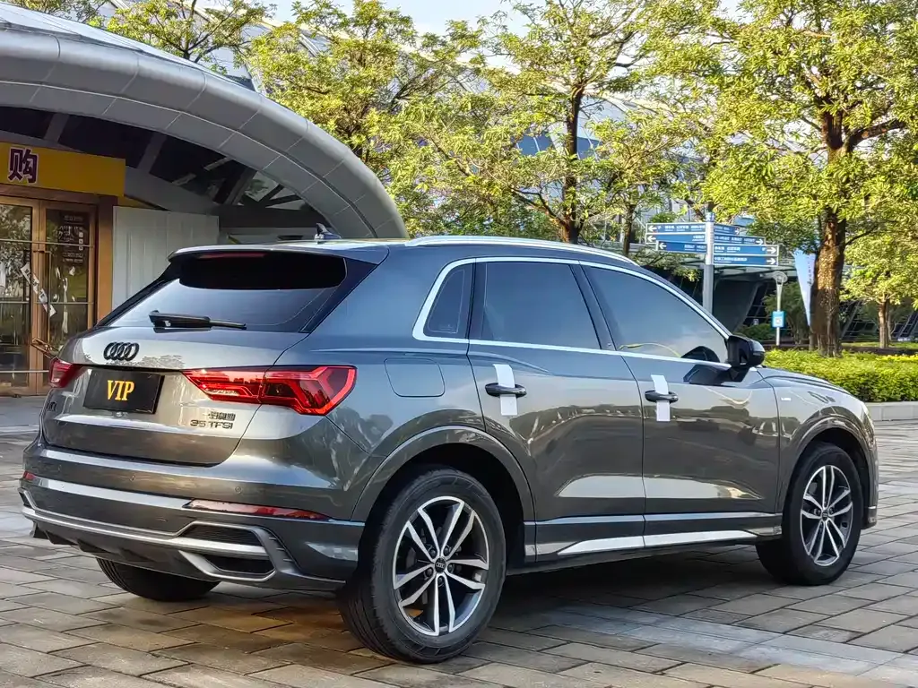 Audi Q3 — фото 8