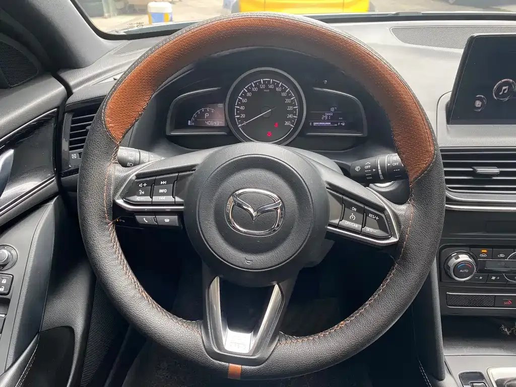 Mazda CX-4 2021 из CN, фото 8