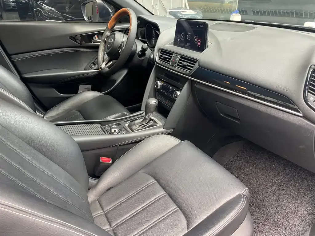 Mazda CX-4 2021 из CN, фото 4