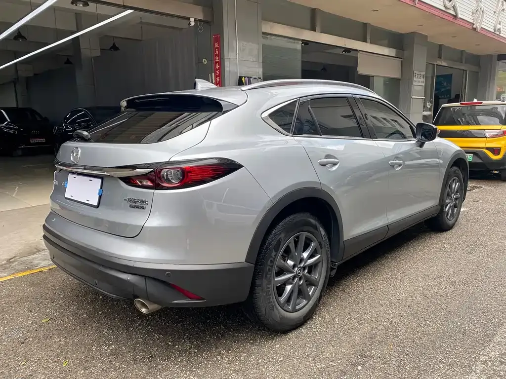 Mazda CX-4 2021 из CN, фото 9