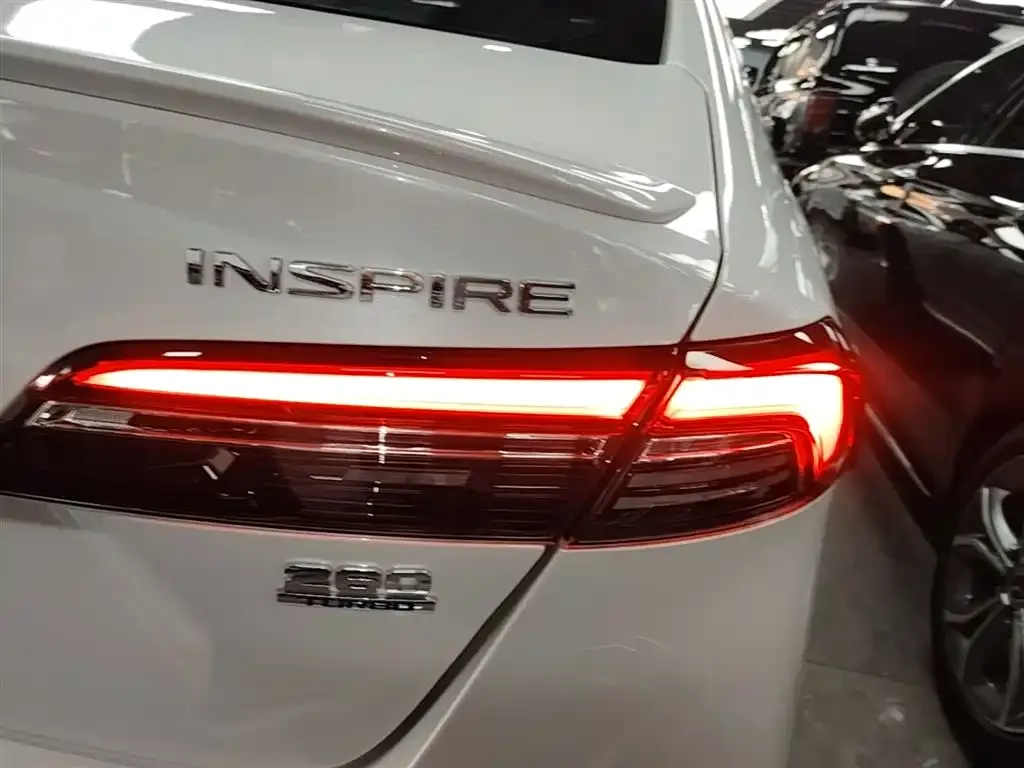 Honda Inspire — фото 5