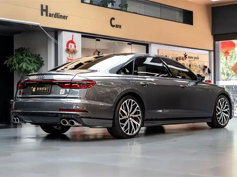 Audi S8 2021 из CN, фото 8