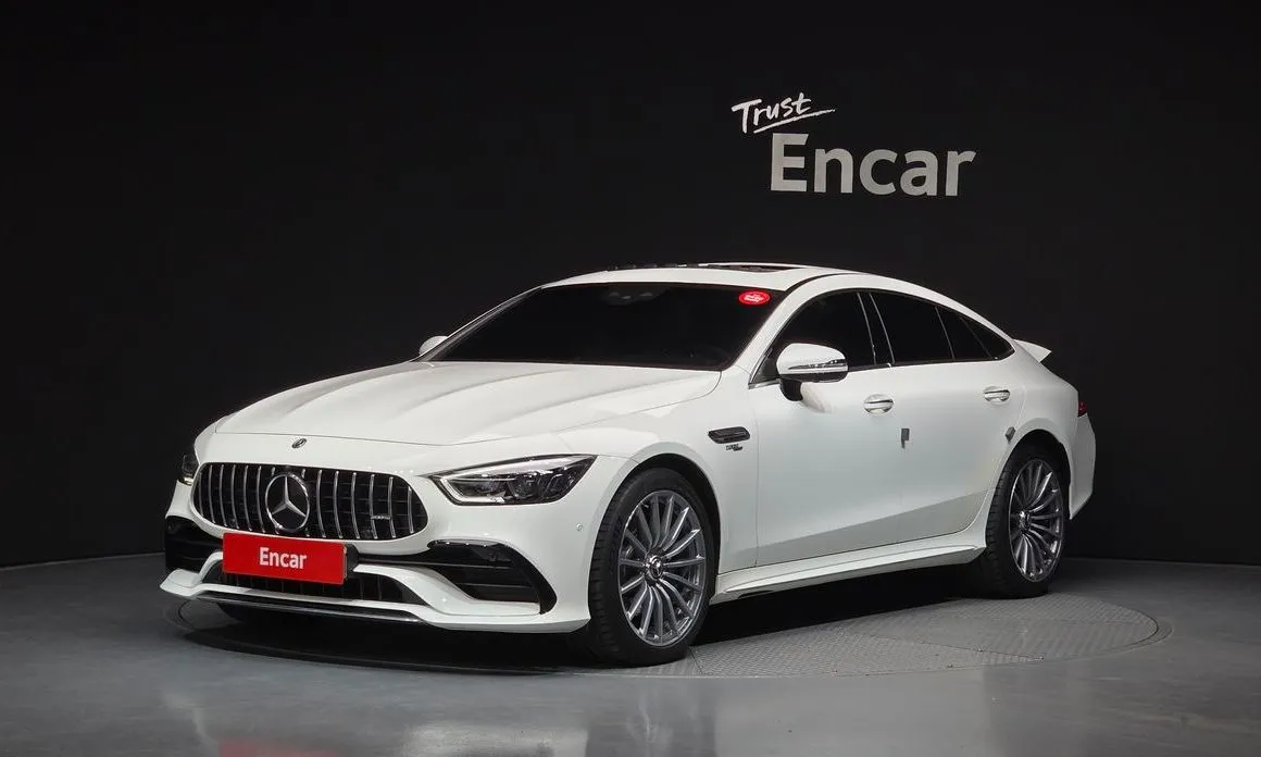 Mercedes-Benz AMG GT — фото 1