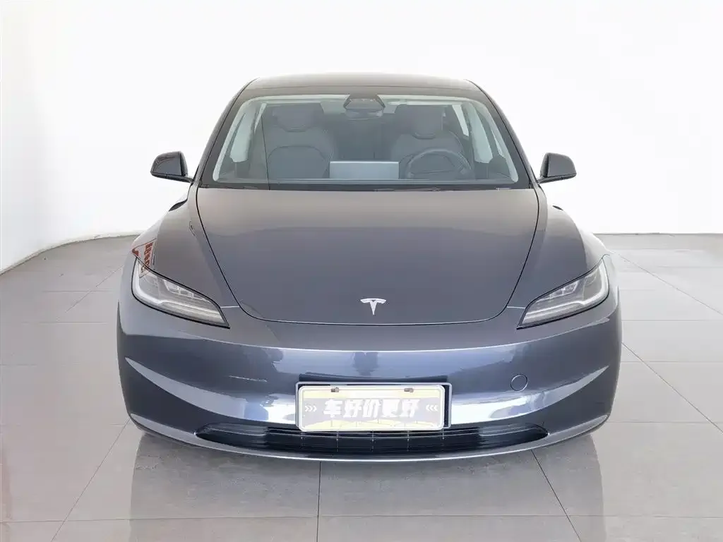 Tesla Model 3 — фото 6