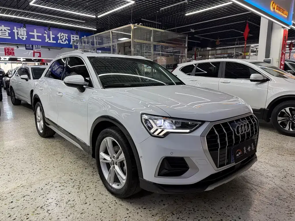 Audi Q3 — фото 7