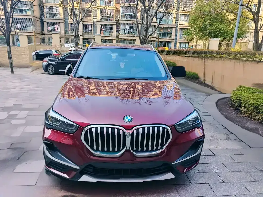 BMW X1 — фото 5