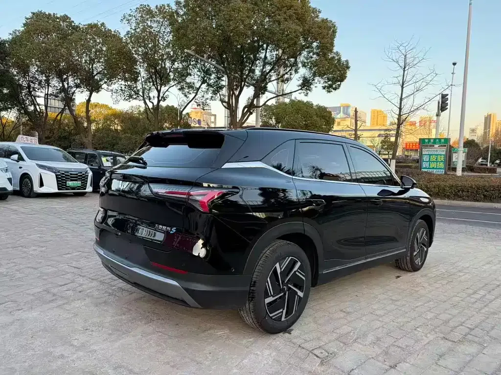 Wuling Xingguang S — фото 9