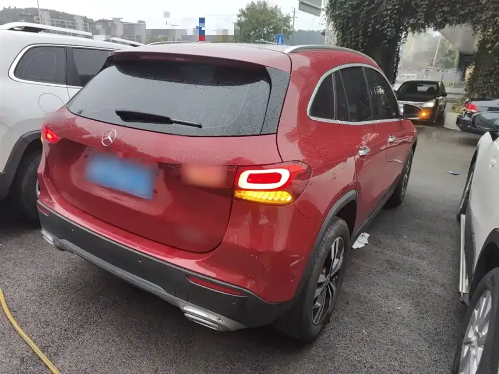 Mercedes-Benz GLA — фото 9