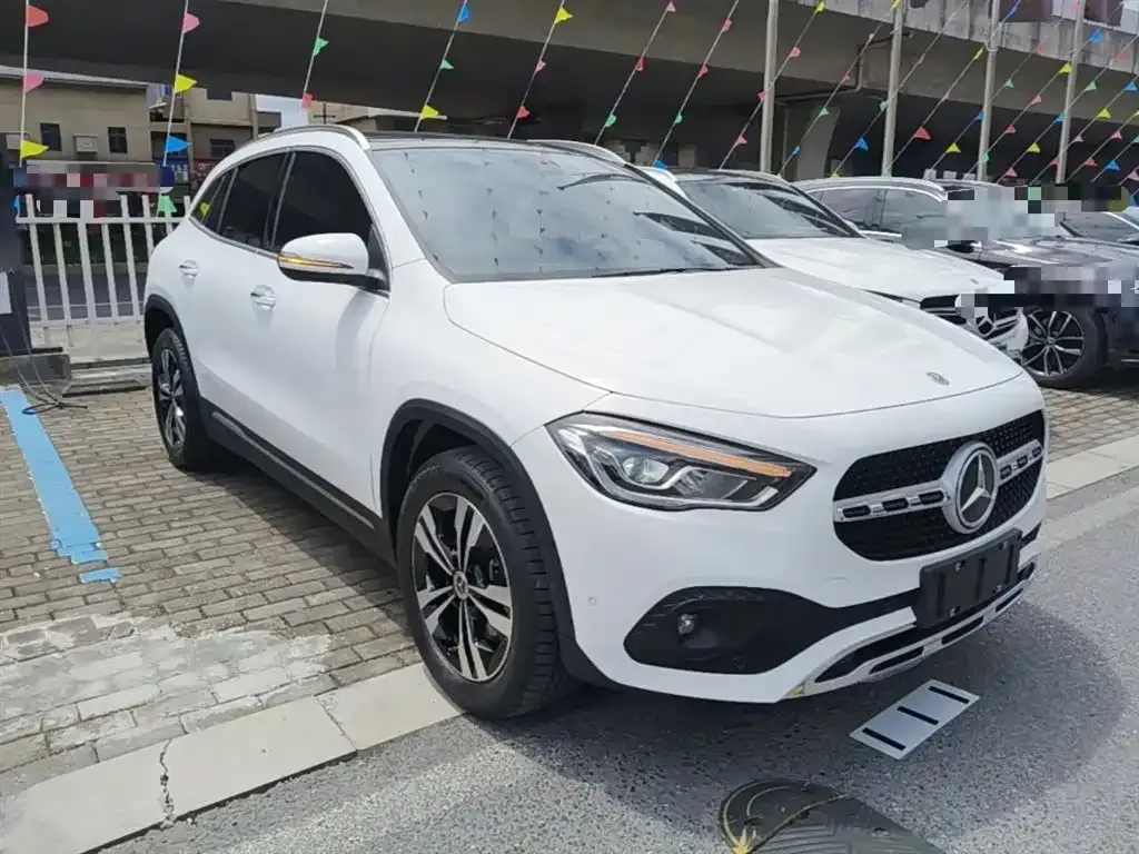 Mercedes-Benz GLA — фото 5