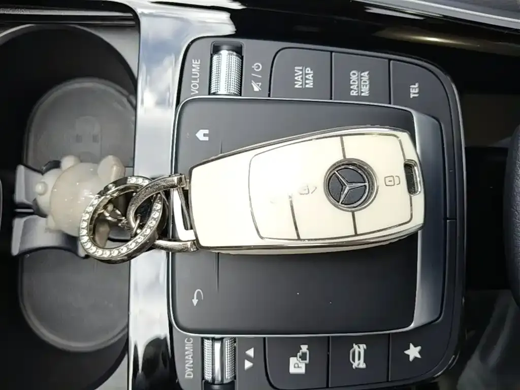 Mercedes-Benz GLA — фото 6