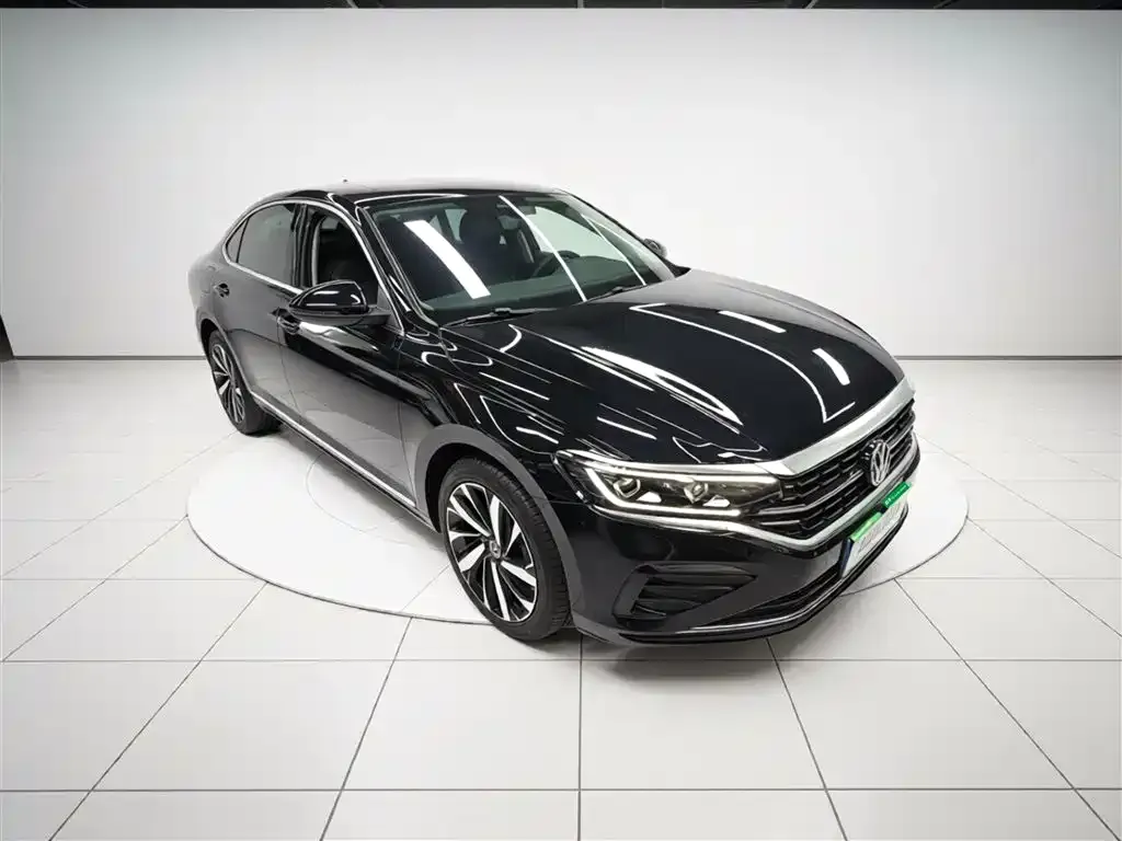 Volkswagen Passat — фото 5
