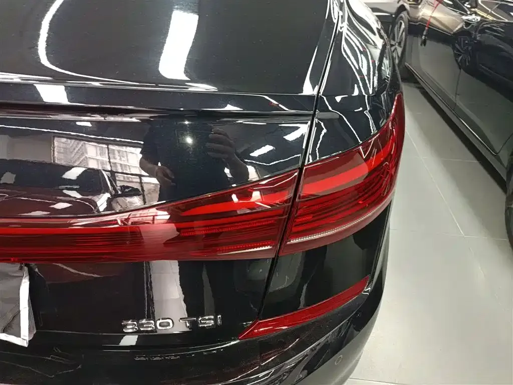 Volkswagen Passat — фото 10