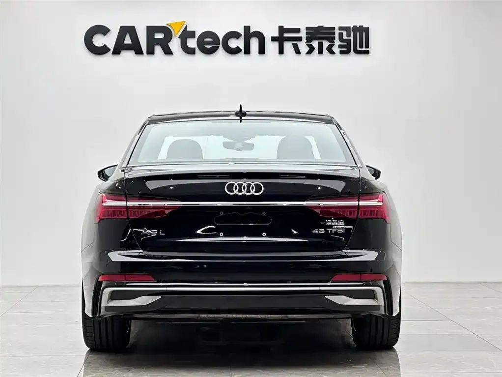 Audi A6L — фото 10