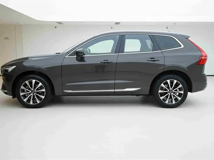 Volvo XC60 — фото 2