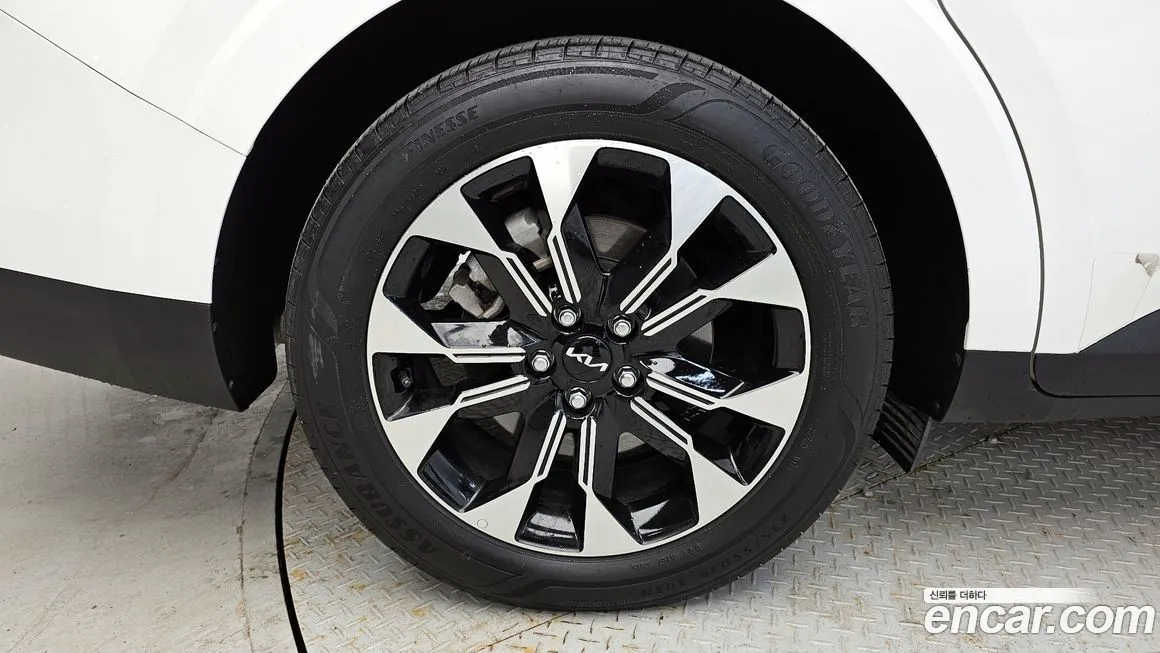 Kia Carnival 2023 из KR, фото 6