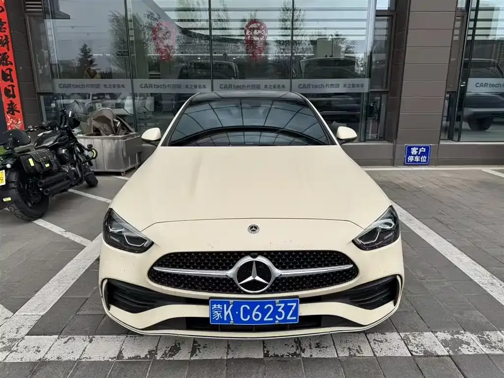 Mercedes-Benz C-Class — фото 1