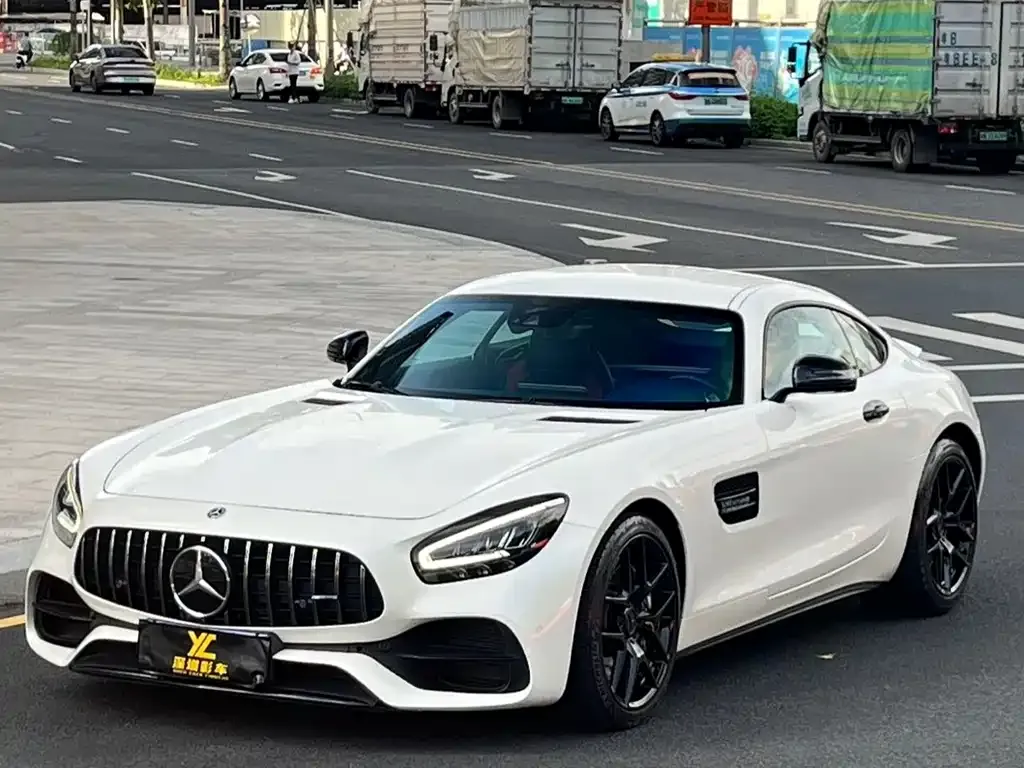 Mercedes-Benz AMG GT — фото 1