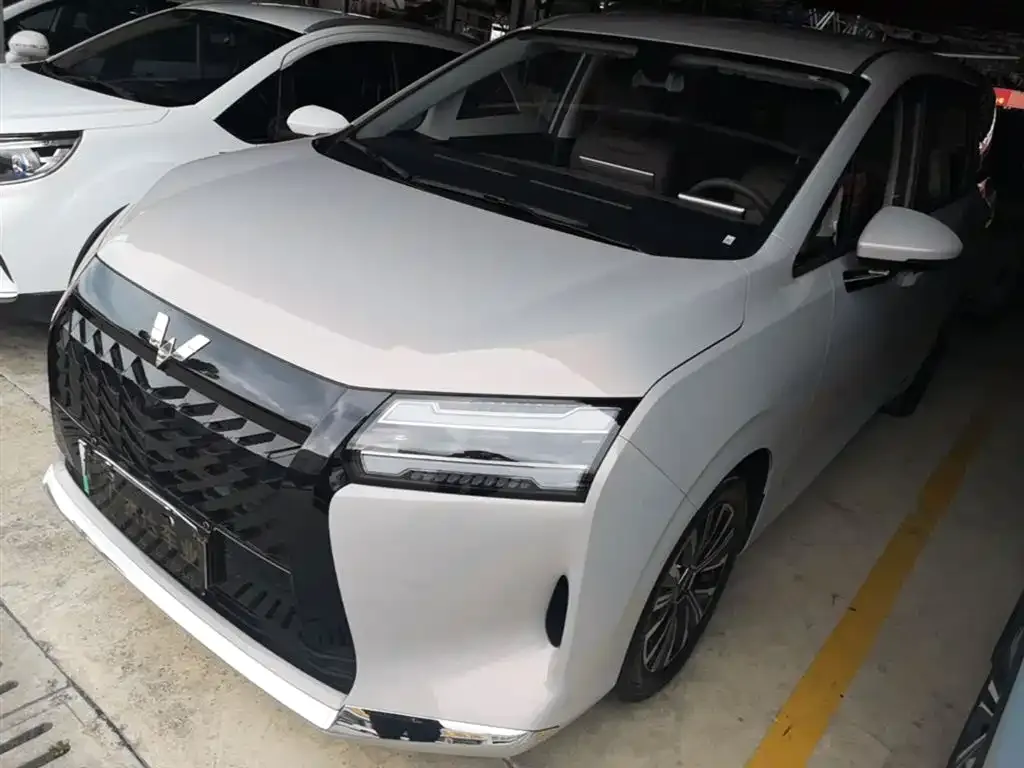 Wuling Starlight 730 New Energy