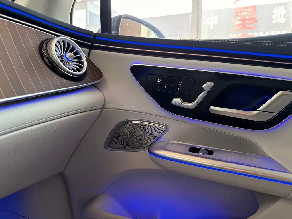 Mercedes-Benz EQE 2024 из CN, фото 4