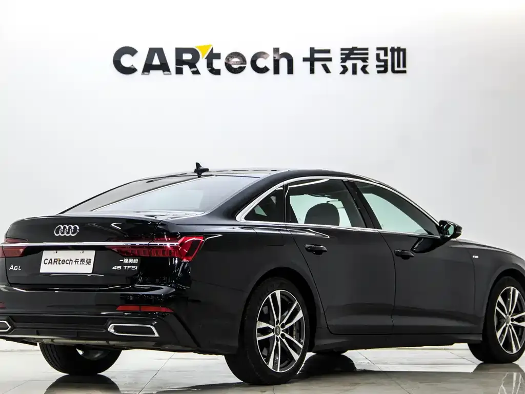 Audi A6L — фото 3