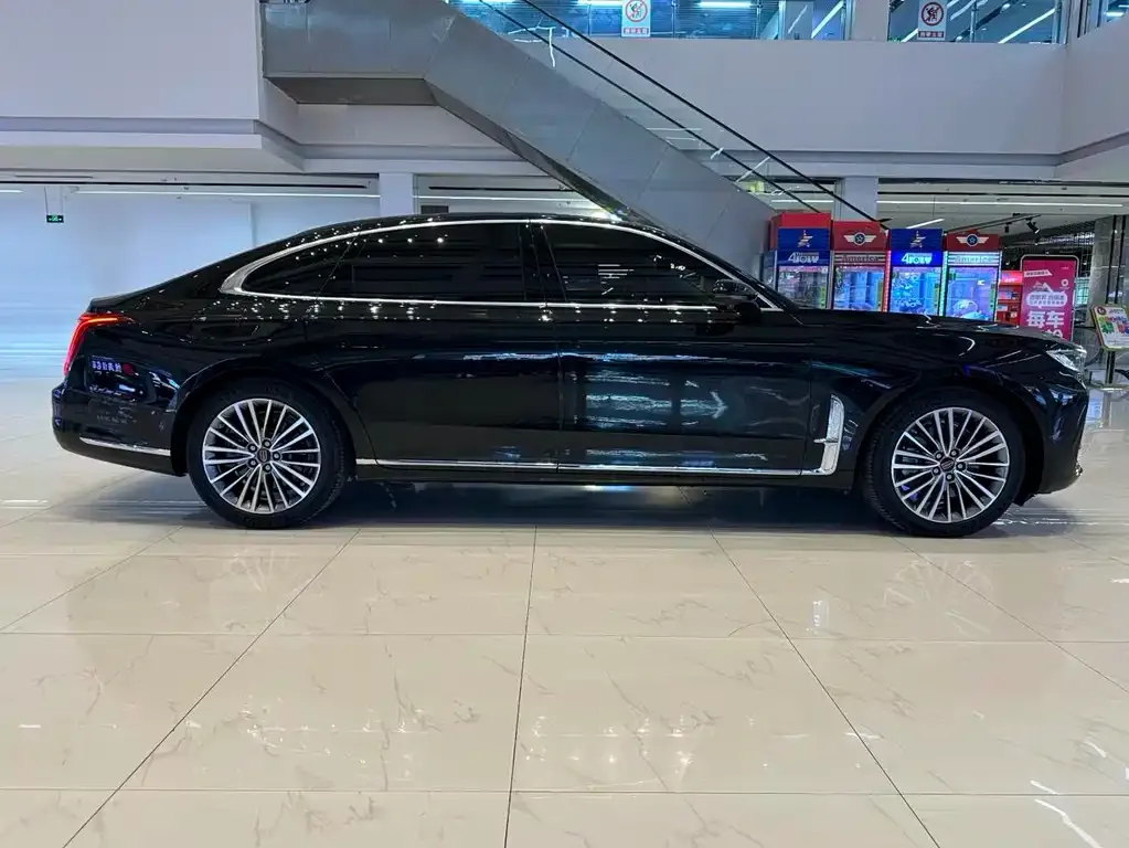 Hongqi H9 — фото 2