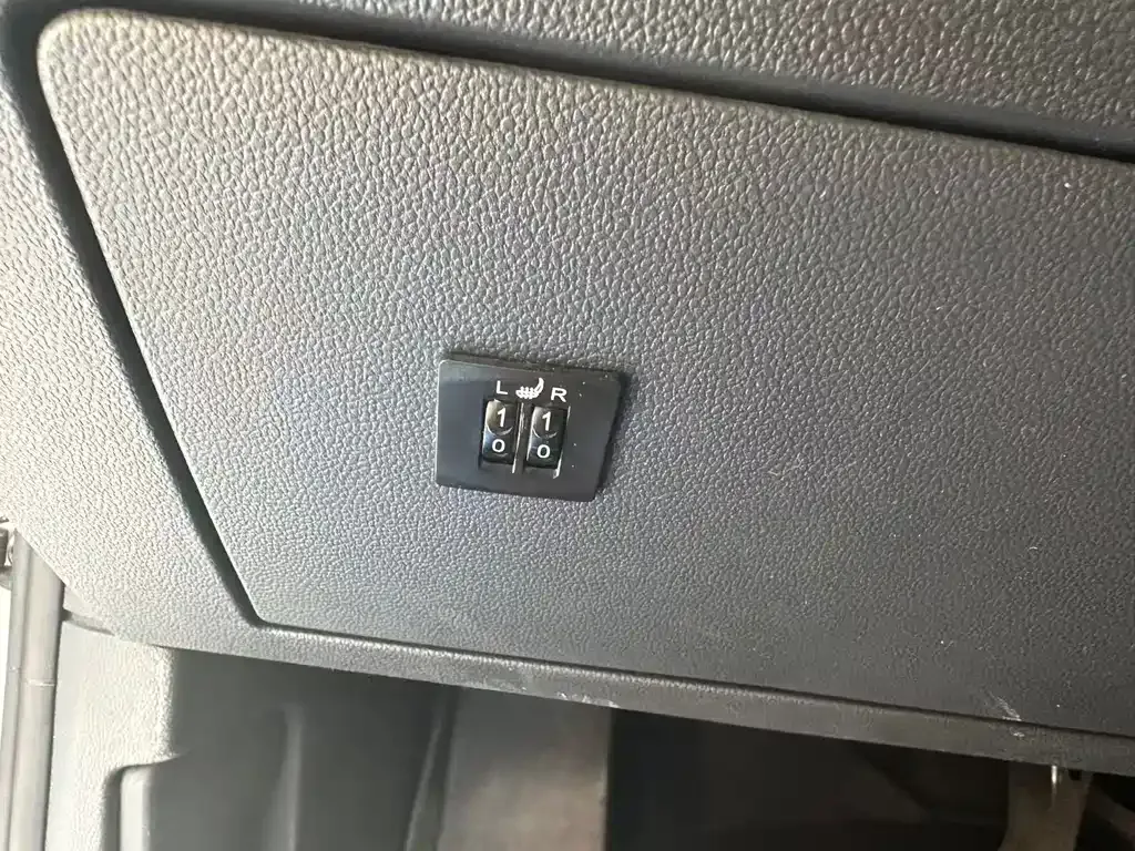 Volkswagen Bora 2022 из CN, фото 10
