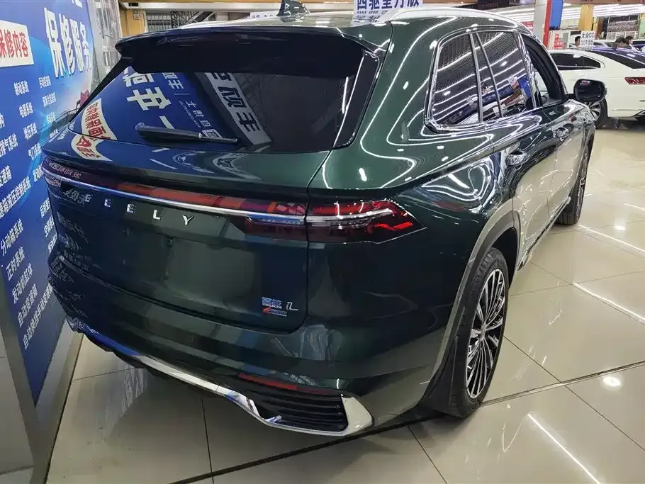 Geely Xingyue L — фото 10