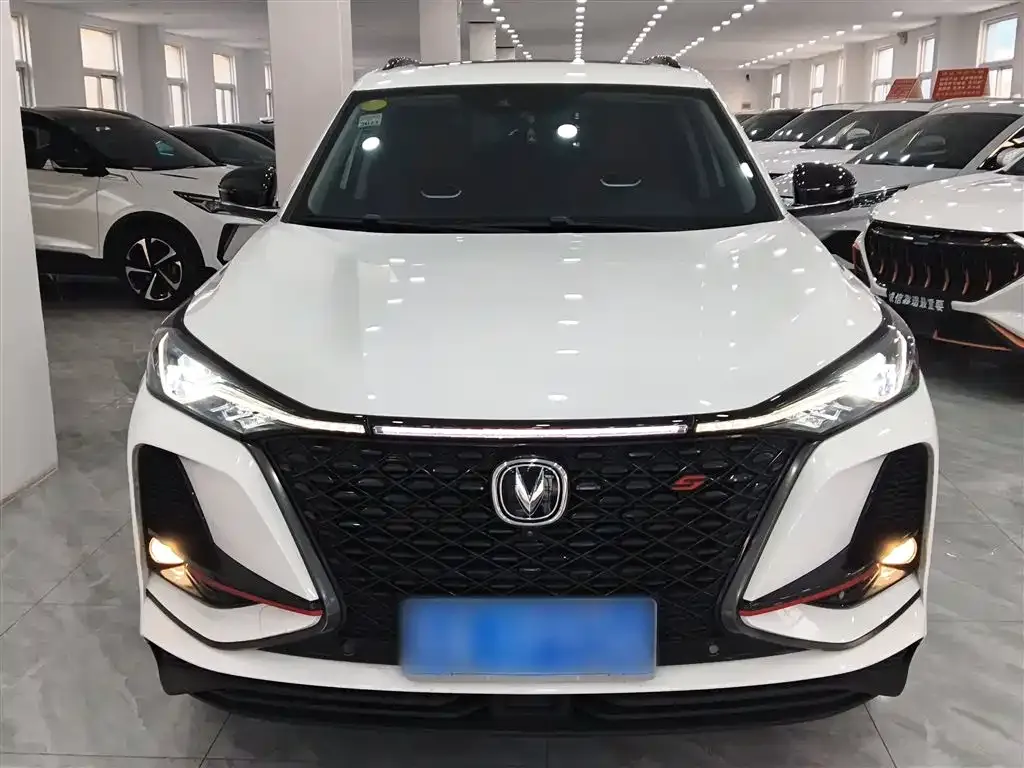 Changan CS75PLUS — фото 4