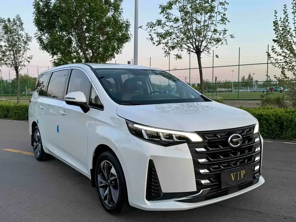 GAC Motor Trumpchi M6 — фото 10
