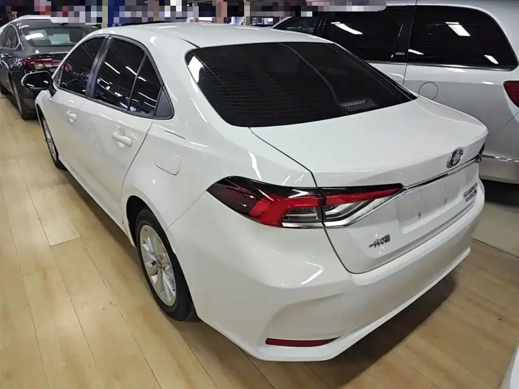Toyota Corolla 2022 из CN, фото 3