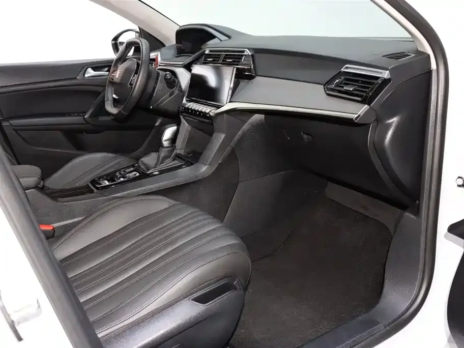 Peugeot 408 2024 из CN, фото 9