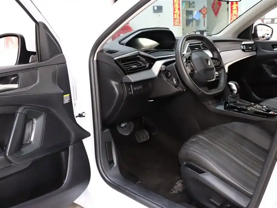 Peugeot 408 2024 из CN, фото 10