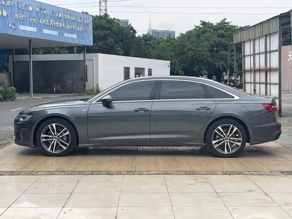 Audi A6L 2021 из CN, фото 3
