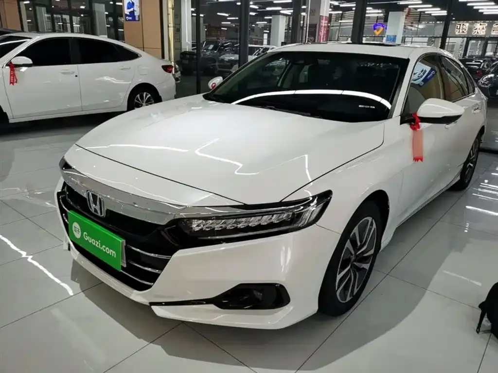 Honda Accord — фото 7