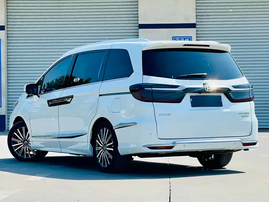 Honda Elysion — фото 5
