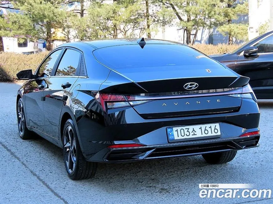Hyundai AVANTE — фото 4