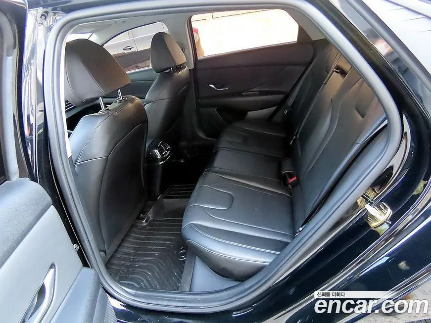 Hyundai AVANTE — фото 2