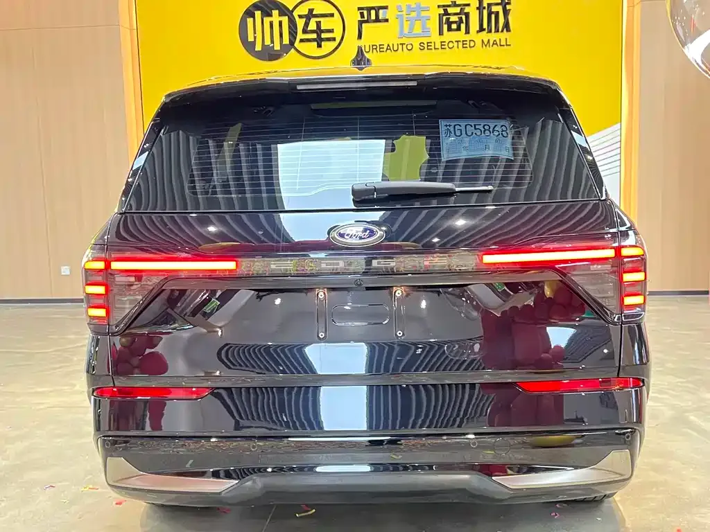 Ford Edge — фото 6