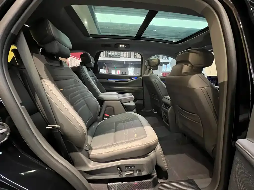 Ford Edge — фото 5