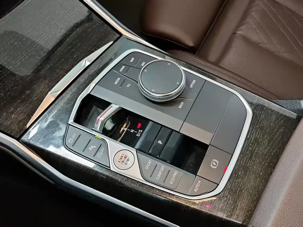 BMW 3 Series — фото 10