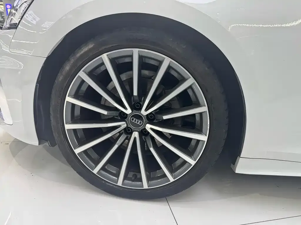 Audi A5 (Import) — фото 2
