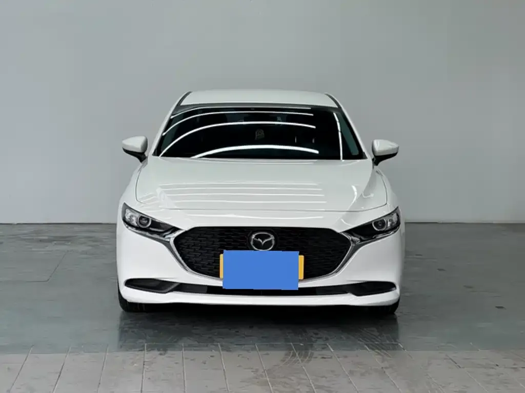 Mazda 3 Axela 2022 из CN, фото 2