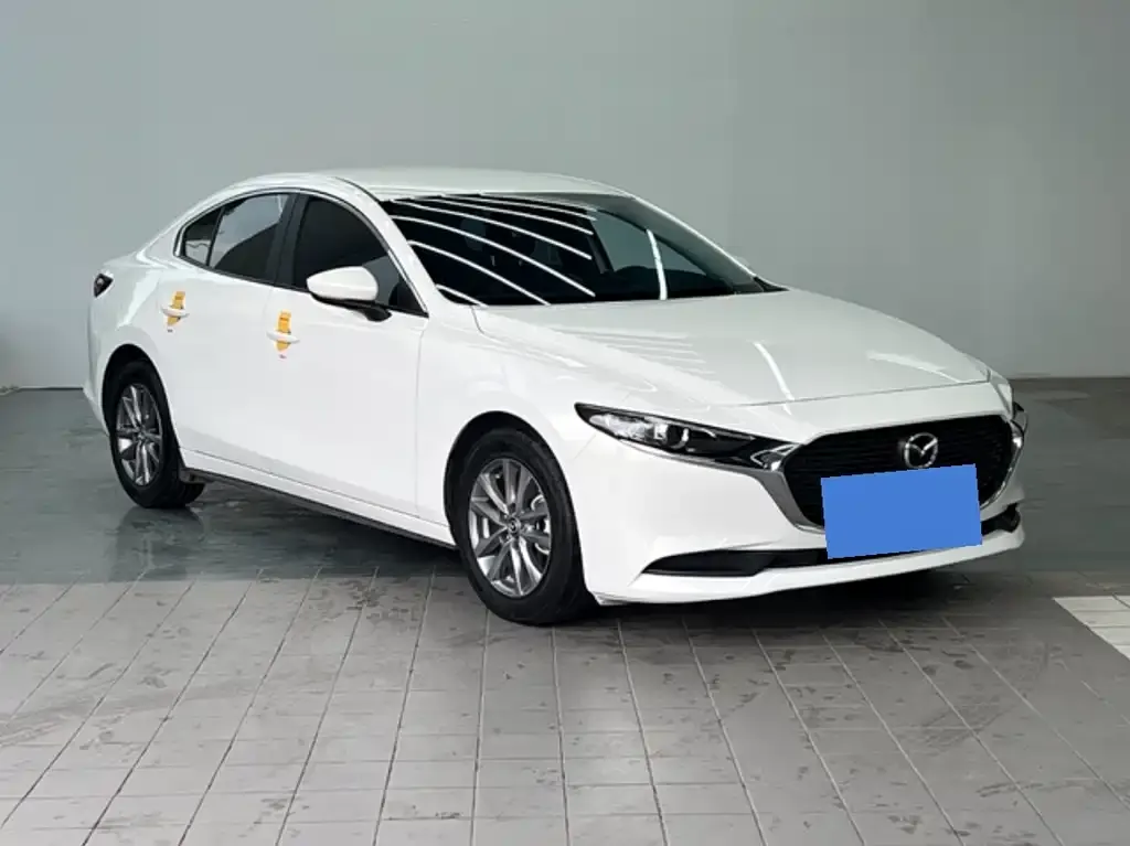 Mazda 3 Axela 2022 из CN, фото 4