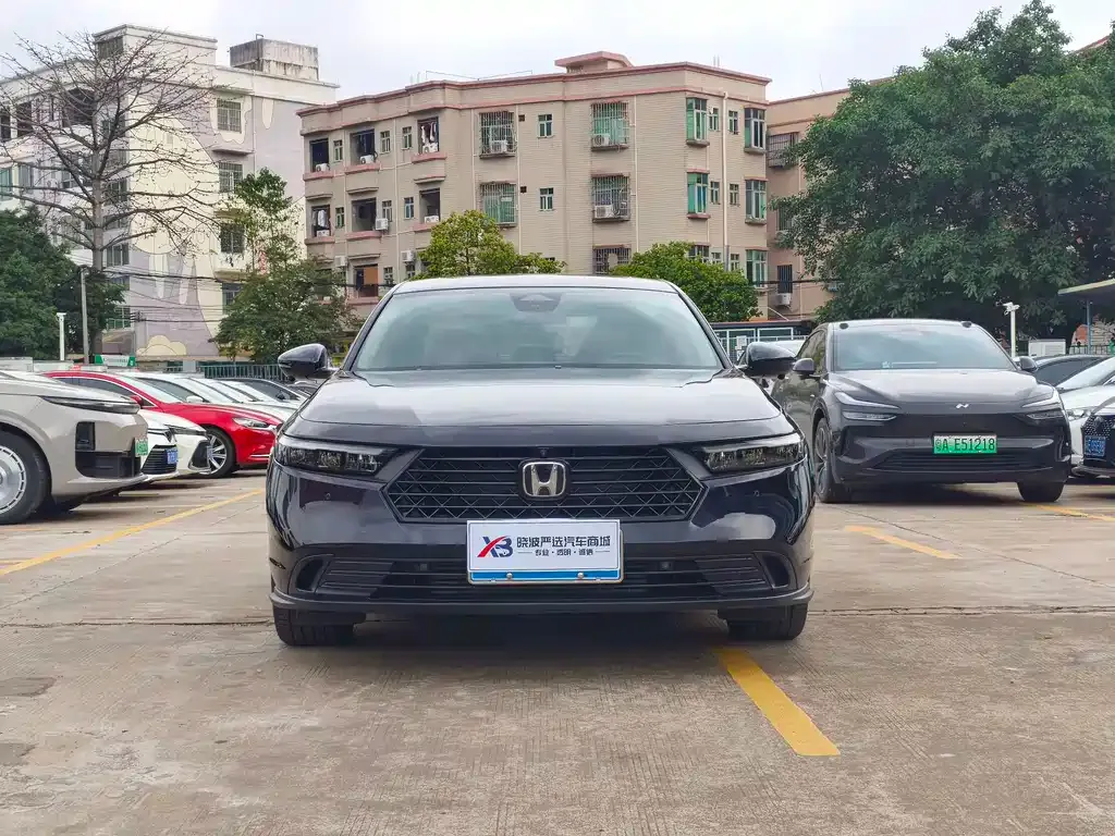 Honda Accord — фото 9