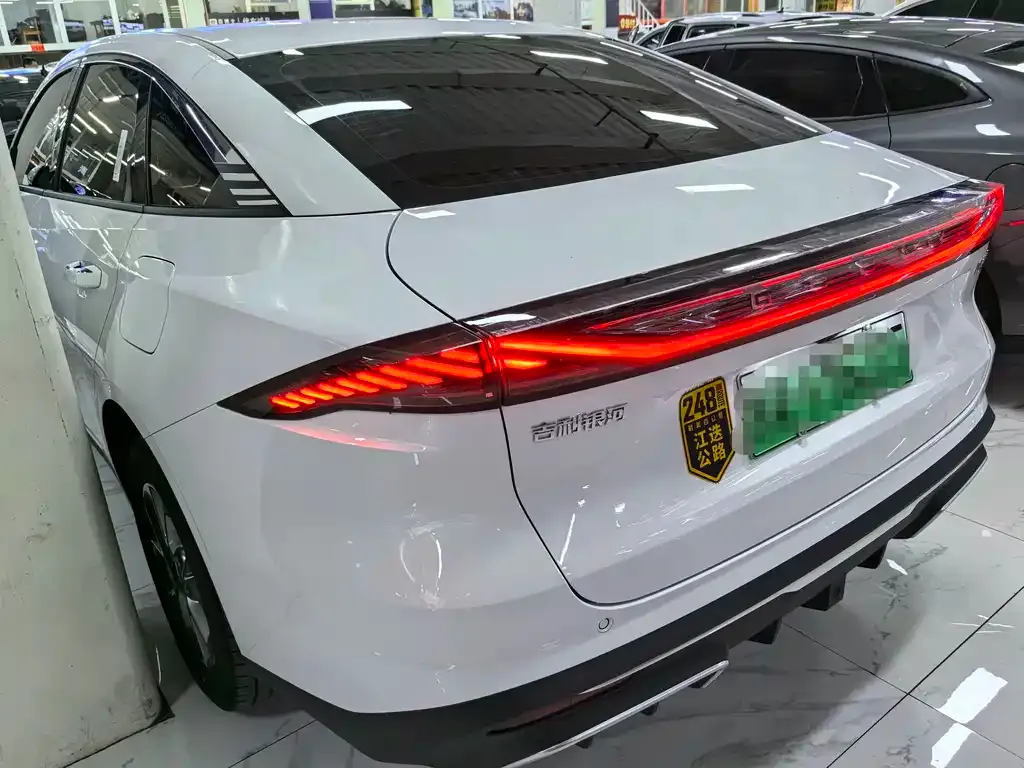 Geely Galaxy L6 2025 из CN, фото 8