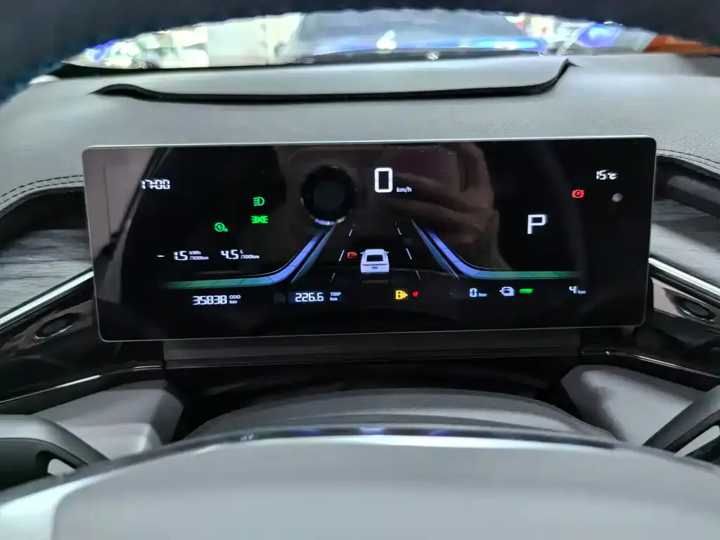 Geely Galaxy L6 2025 из CN, фото 6