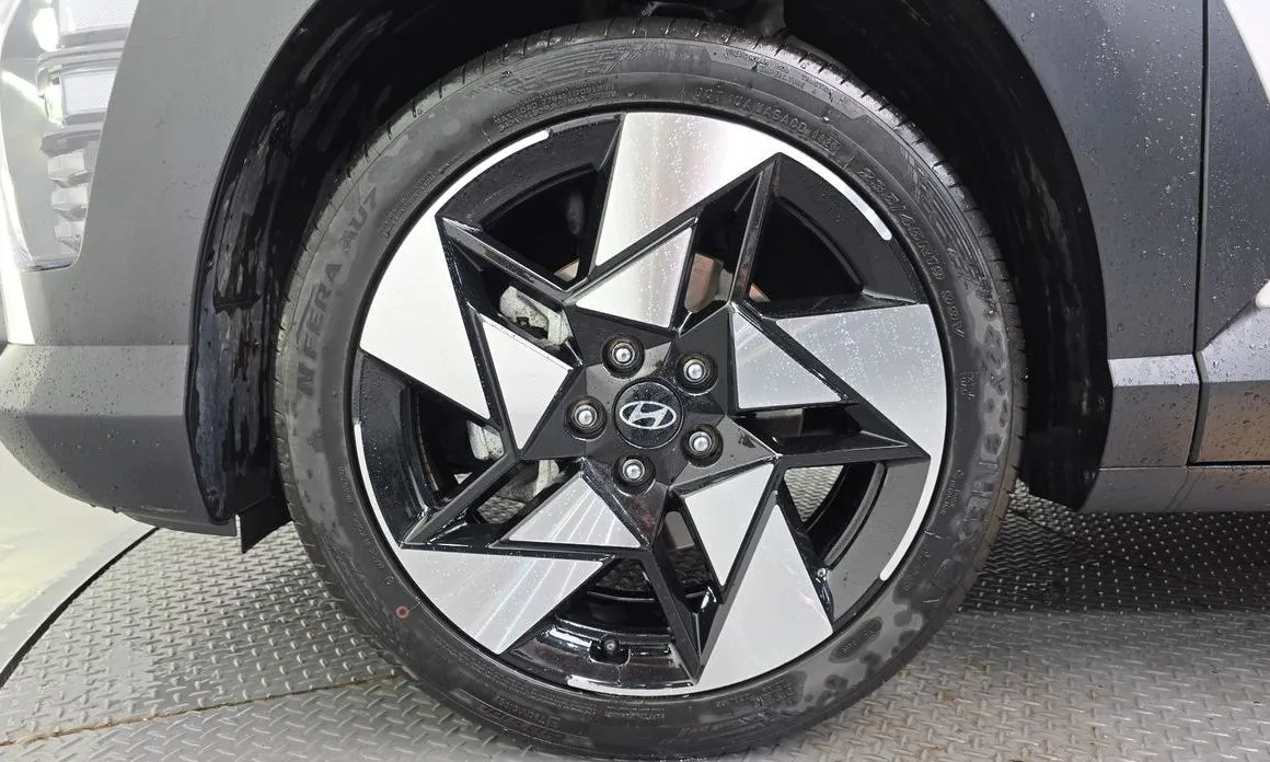 Hyundai Kona 2023 из KR, фото 8